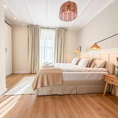 Pod Karkonoskim Nurtem Piechowice (Karkonosze)