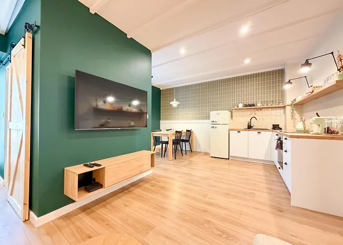 Pod Karkonoskim Nurtem Piechowice (Karkonosze)